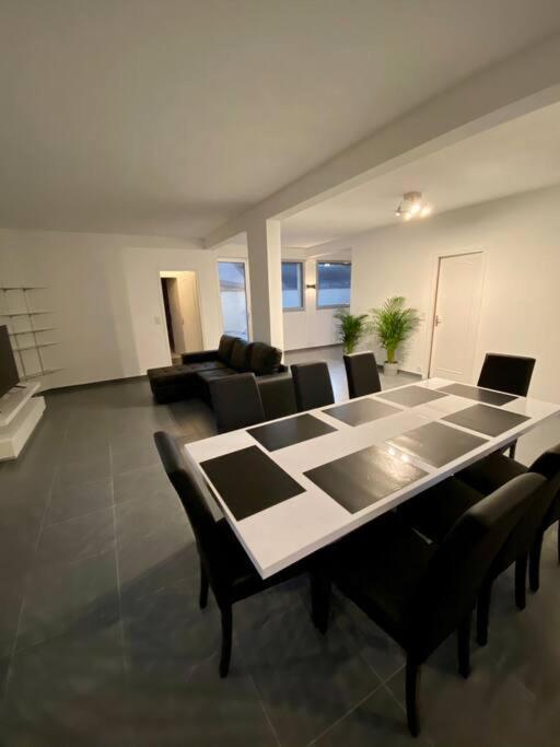 Apartamento 125m2 Au Centre De *
