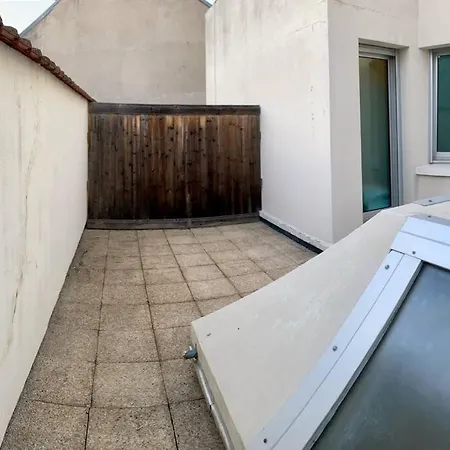 Appartement 125M2 Au Centre De Cusset Exterior foto
