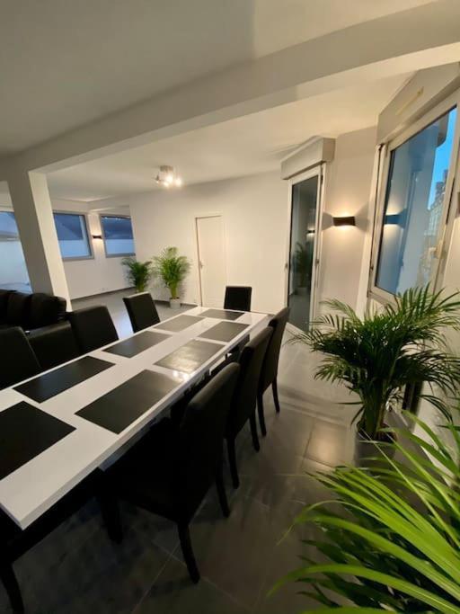 Apartment 125m2 Au Centre De *